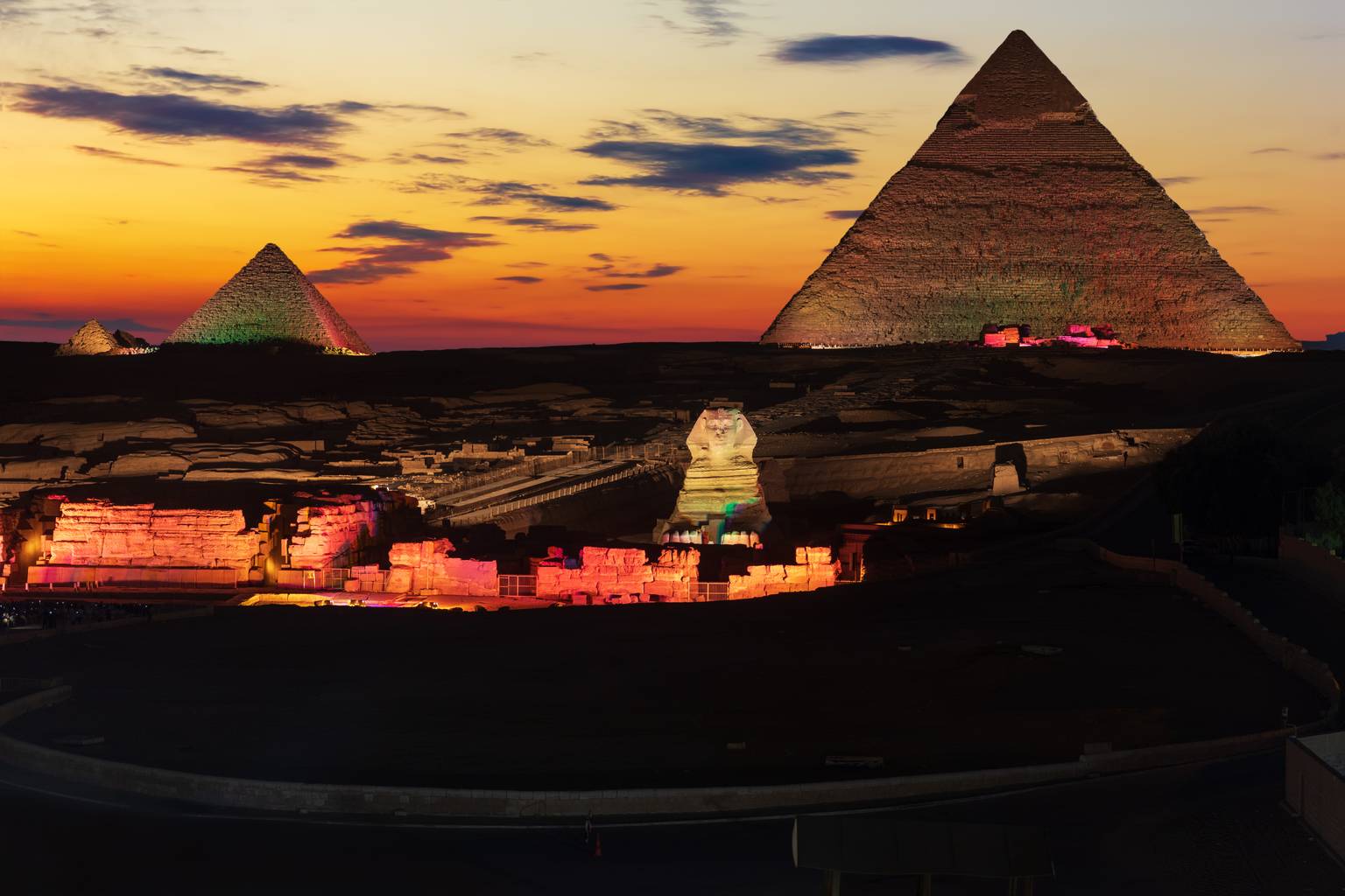 Égypte, réveillon entre pyramides et déserts entre amis-Image
