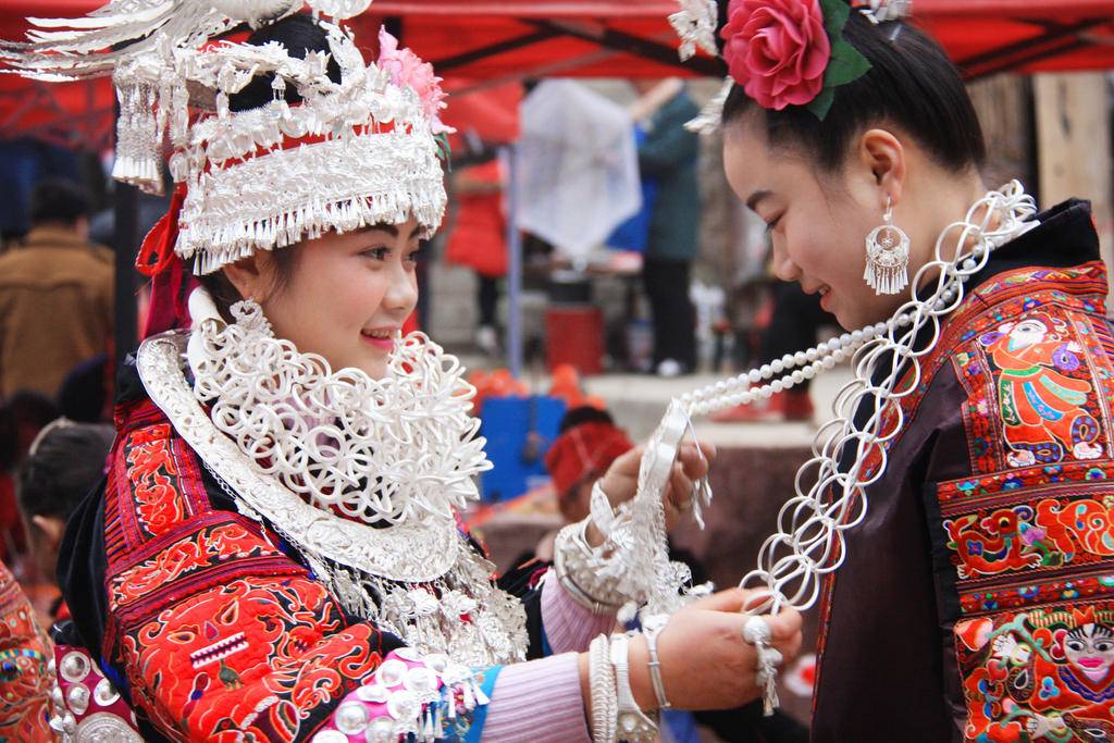 Chine des pics célestes, des rizières et des minorités-Image