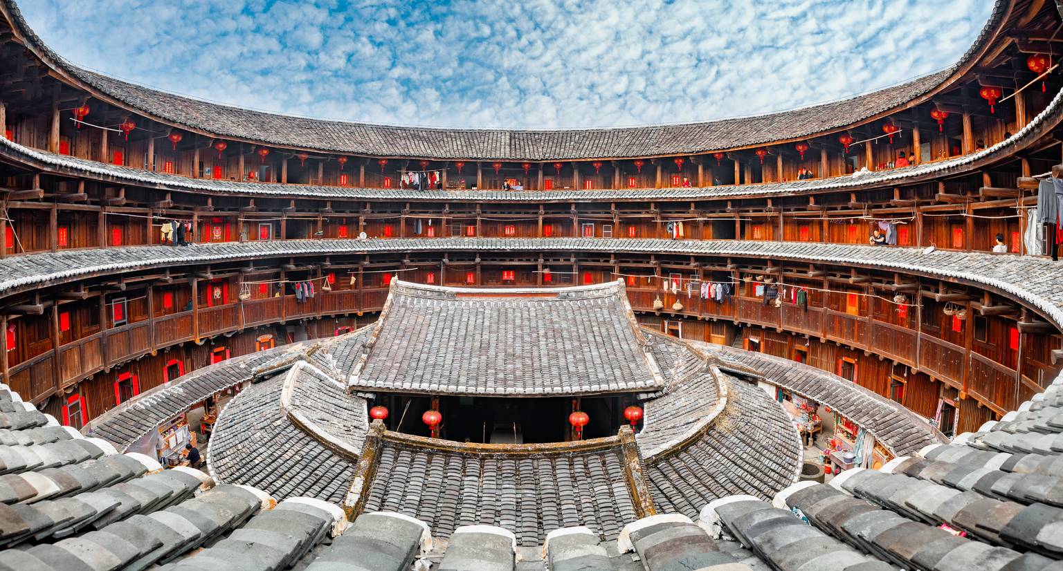Chine, paysages d'estampes et forteresses hakka -Image